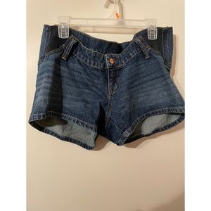 Dark wash denim maternity shorts, size 6